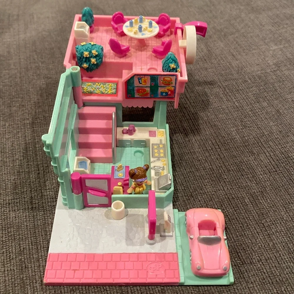 Vintage 1994 Polly Pocket Drive-Thru Burger Stand      kids girls dolls doll toy